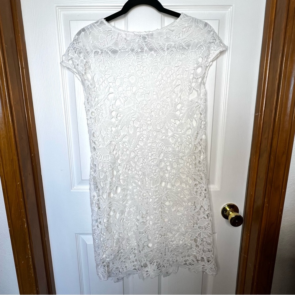 Chelsea & Theodore White Lace Dress Size 4 Bridal Shower Graduation - Picture 6 of 6
